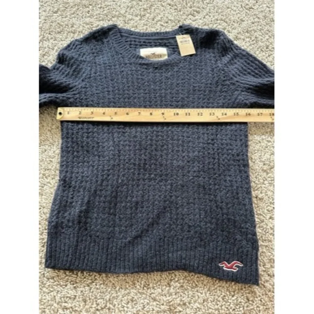 Hollister Womens Fuzzy Sweater Pull Over Navy Logo Light Weight Size Medium